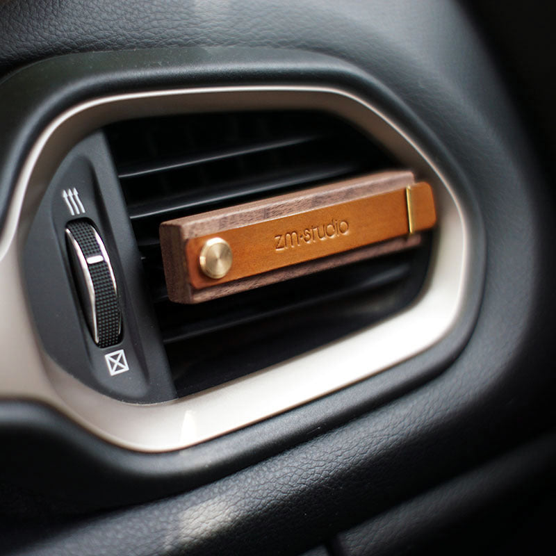 Recycelbare Holz Handgemachte Auto-Parfüm Feuerlöscher-Flaschen Kreative Auto-Innenraum Luftauslass Dekorative Ornamente